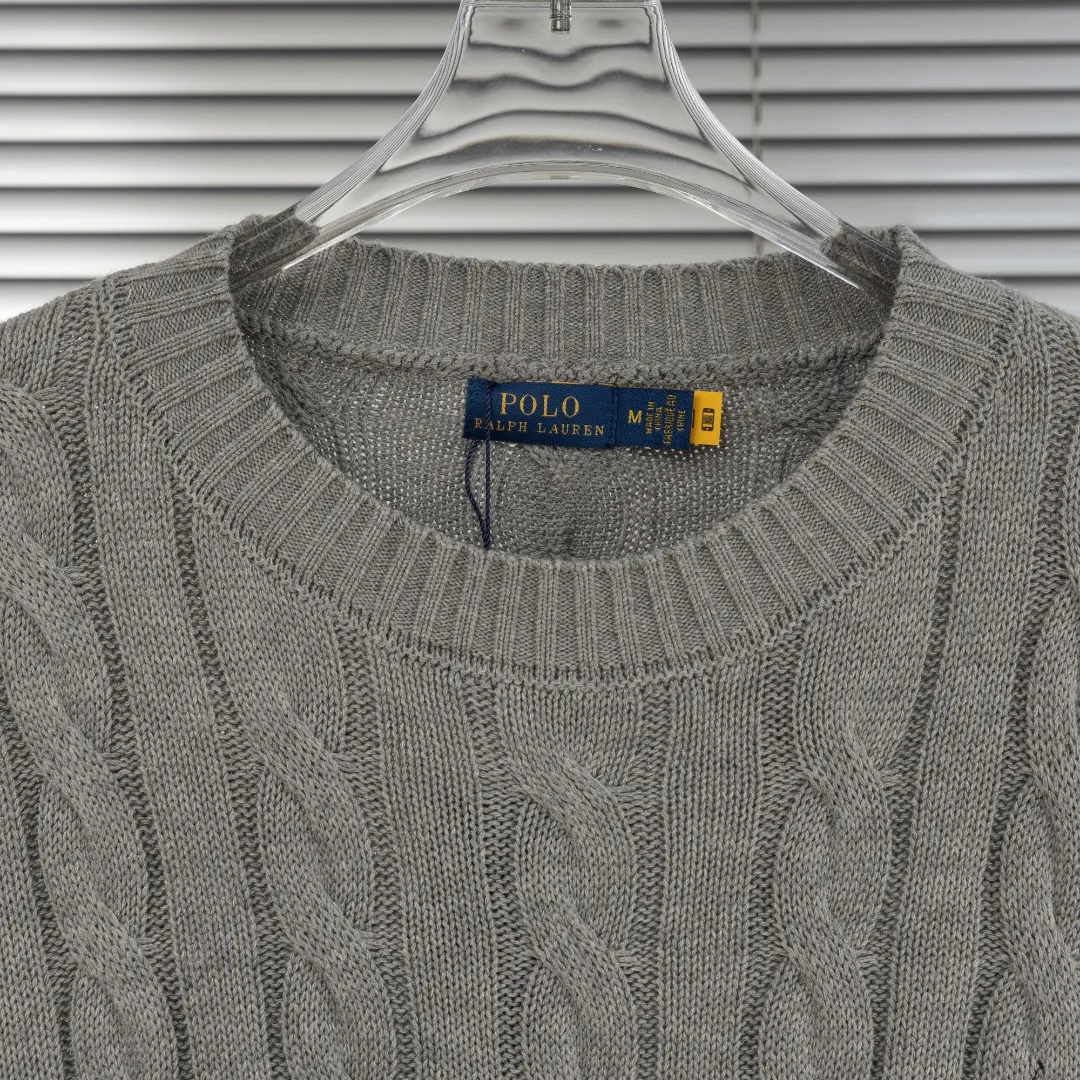 P280 top version (different currencies). You can scan the code to enter the official website. Style: Ralph Lauren POLO Ralph Lauren small label embroidered knitted old money style long-sleeved sweater. Color: Picture color. Size: S-XL. Fabric: pure cotton. Accessories: full set of customized accessories. No gender distinction. Same style for men and women.